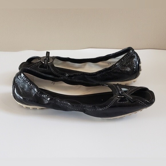Tods Women's Black Patent Leather Open Toe Slip On Size 39 - Picture 4 of 10